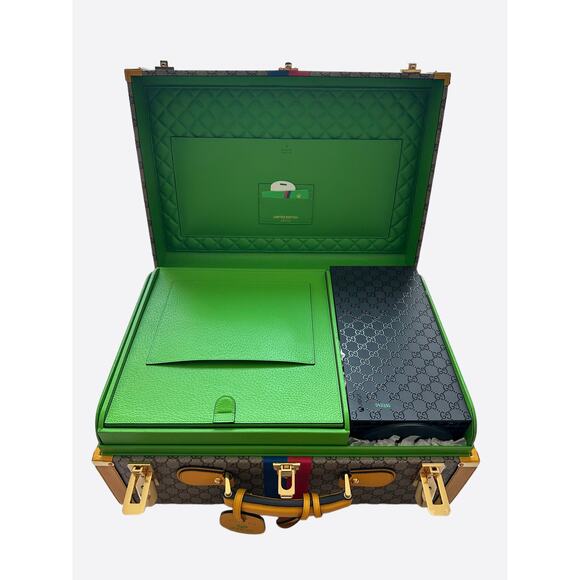 Gucci Xbox Monogram Suitcase & Xbox - Picture 3 of 10